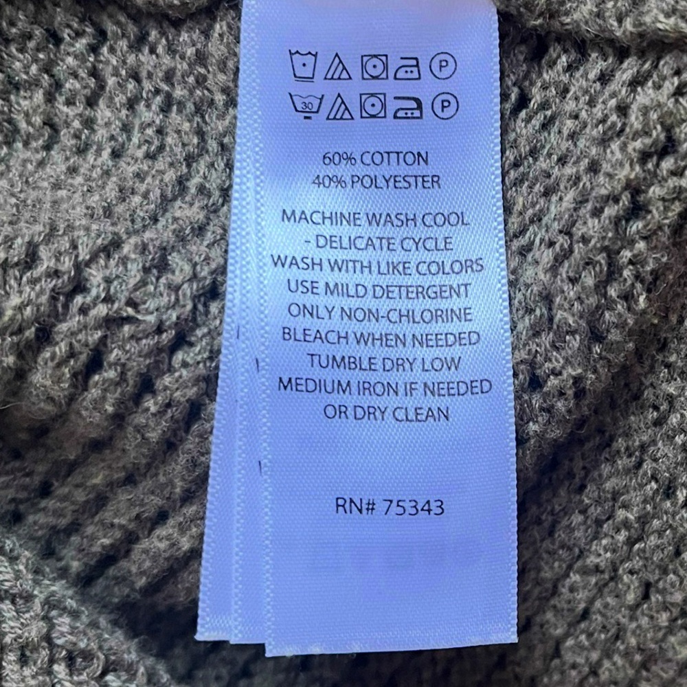 Max Studio Olive Button-Back Sweater - image 7